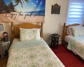 Cozy Apartment close to the Sea - Revere - Bedroom