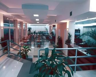 Adonis Hotel - Mitikas - Lobby