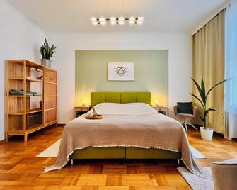 Servus Homes - Friends & Family - Vienna - Bedroom