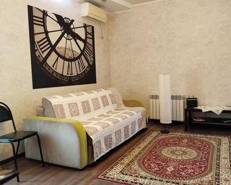 Apartments Galactika - Oral - Living room