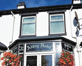 Abbey Hotel - Stafford - Bygning