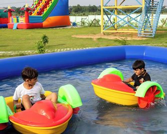 Dreamland Farm and Resort - Gurugram