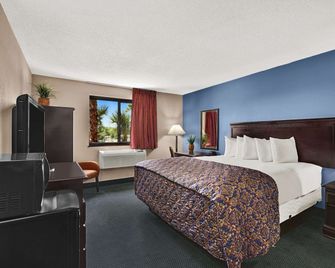 Days Inn by Wyndham Orange Park/Jacksonville - Orange Park - Habitación