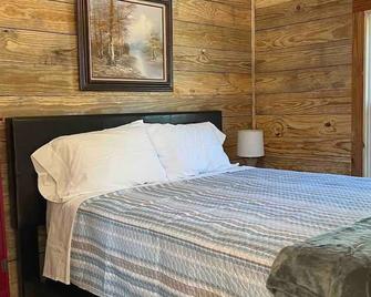 Bream Shack-2 bedroom cabin with spacious parking - 그레나다 - 침실