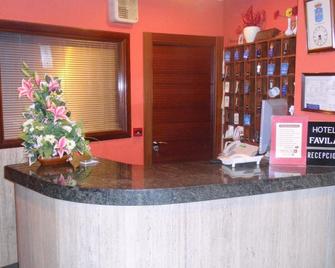 Hotel Favila - Oviedo - Front desk