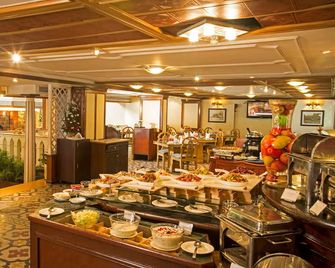 The Chancery Hotel - Bangalore - Açık büfe