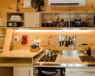 Postcard Cabins Asheboro, Outdoor Collection by Marriott Bonvoy - Asheboro - Cocina