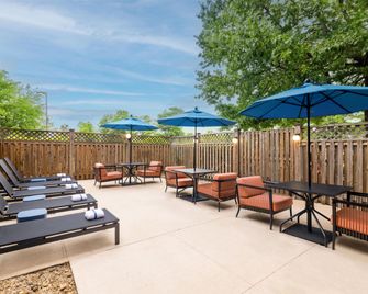 Hampton Inn Washington-Dulles Int'L Airport South - Chantilly - Veranda