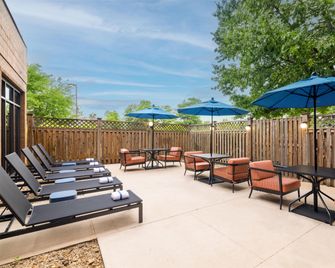 Hampton Inn Washington-Dulles Int'L Airport South - Chantilly - Patio