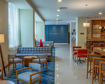Hampton Inn by Hilton Guadalajara/Expo - Guadalajara - Bar