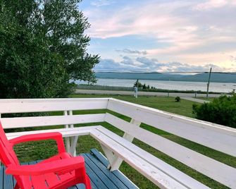 Sea Breeze Cottages - Ingonish - Balcony