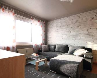 Apartment E Near the center with parking in front of the house - Leipzig - Sala de estar