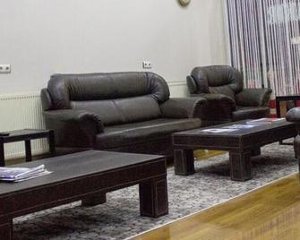 Sivas Cakir Otel - Sivas - Lounge