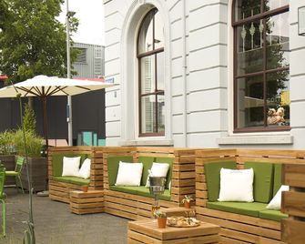 Suite Hotel Pincoffs Rotterdam - Rotterdam - Patio