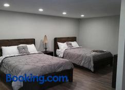 Lily's Lodge - West Springfield - Quarto