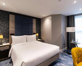 DoubleTree by Hilton London - West End - London - Bedroom