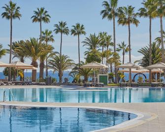 دريمز لانزاروتي بلايا دورادا ريزورت آند سبا - أريسيفي - حوض السباحة