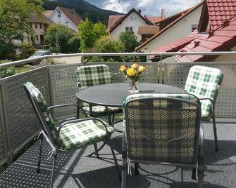 Vacation apartment, 70 m², 2 bedrooms, max. 2 persons - Moos - Balcón