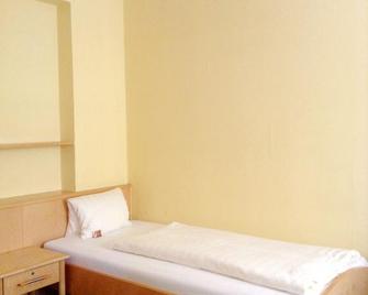 Hotel Garni - Bad Schallerbach - Habitación