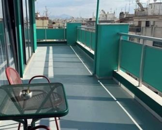 Stay Hybrid Youth Hostel - Thessaloniki - Balkon