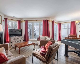 Condo Vert le Bonheur Lac Archambault | Fireplace | beach access - Saint-Donat-de-Montcalm