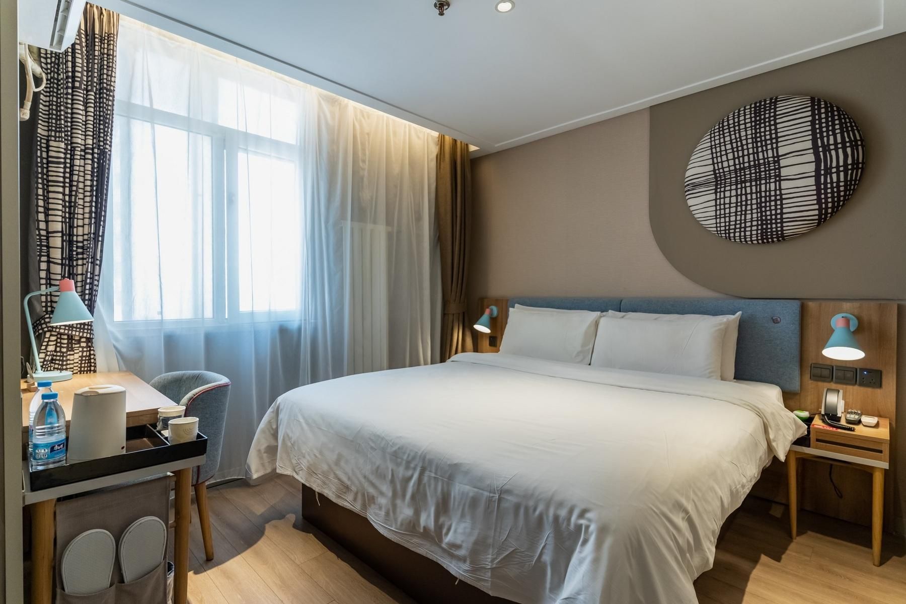 Home Inn Neo Dalian People's Square Xinkai Road Dongguan Street - דאליין - חדר שינה