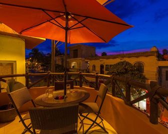 Beach Break Suites Private Villa - Sayulita - Balcón