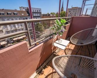 City Suite - 5 Min To Hbf - Mannheim - Balcón