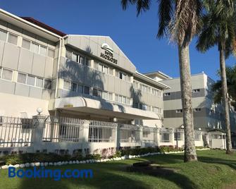 Hotel Morobe - Lae - Building