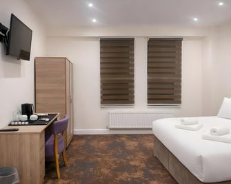 The Miles Arms Hotel - Almondsbury - Ložnice