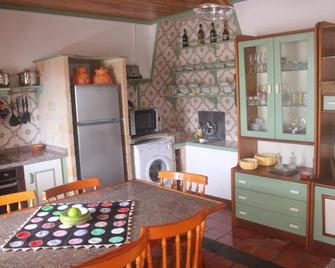 Casa dos Felicias - São Roque do Pico - Dining room
