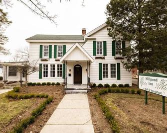 Clark Suite - Millpond Inn - Clarkston - Building