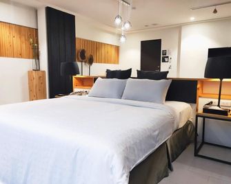 Roppongi Motel - Pingtung City - Bedroom