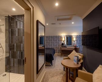 Brisbane House Hotel - Largs - Slaapkamer