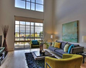 Santana Row Luxury Executive Loft 2br/1,5bath - San Jose - Sala de estar