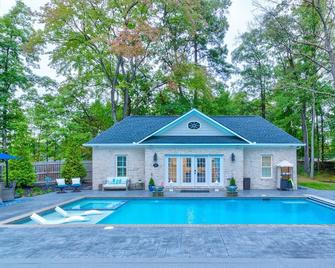 Pool house - Henrico