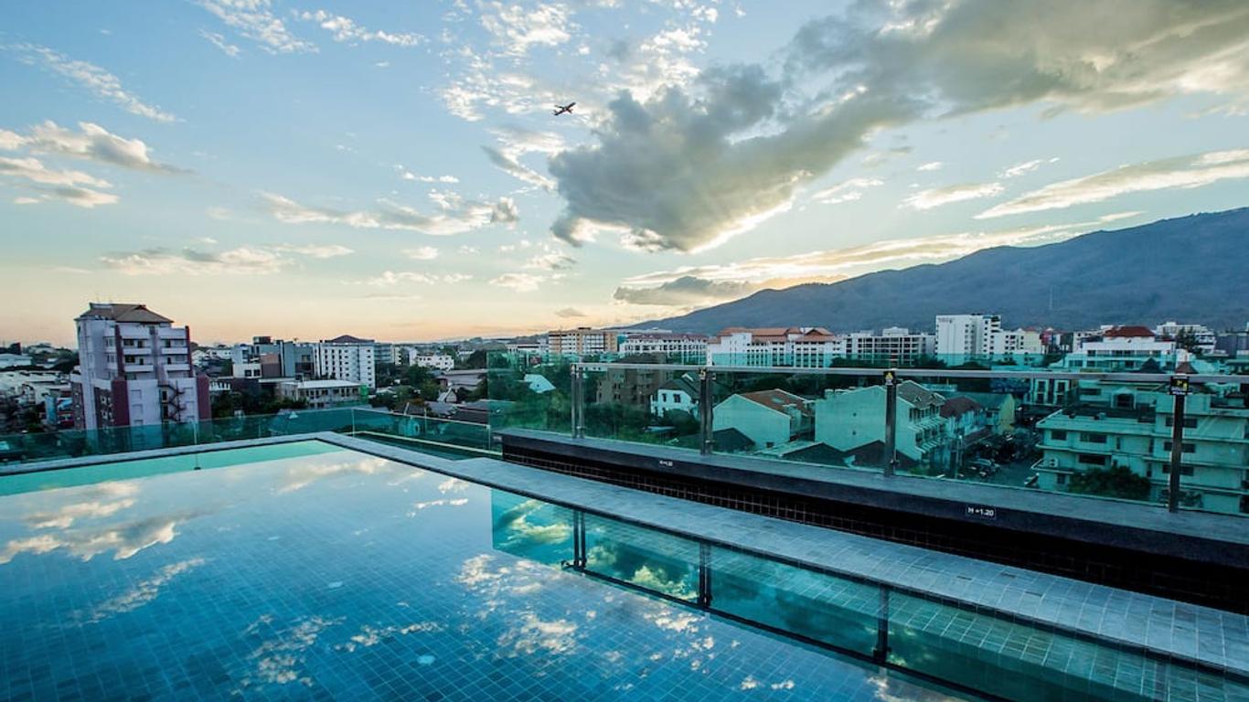 Art Mai Gallery Nimman Hotel Chiang Mai