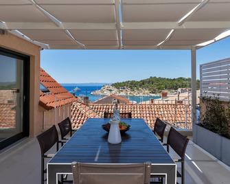 The Square Makarska, LUX app in the heart of the city - Macarsca - Balcone