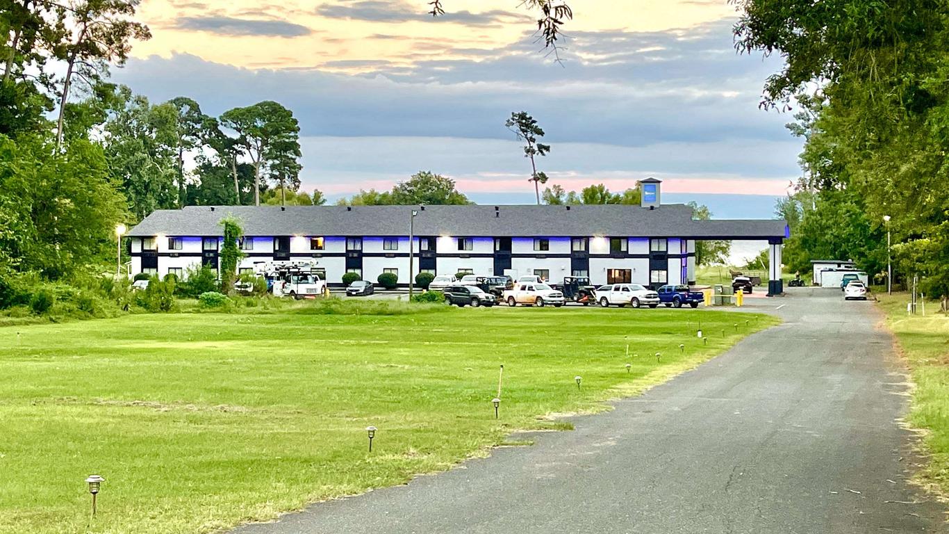 Rodeway Inn And Suites