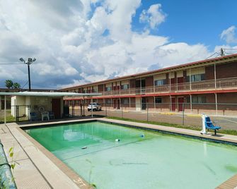 Pen Ann by Capital O Pharr-Mcallen Tx - Pharr - Басейн