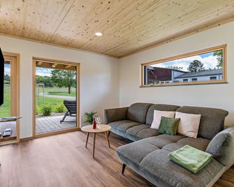 Ferienhaus am Hummelberghof - Rosenfeld - Living room