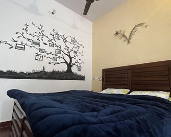 The Corbett Rajae Homestay - Corbett - Bedroom