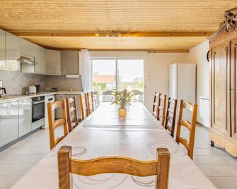 la Grange - Pontoux - Gîte - Charette-Varennes - Comedor