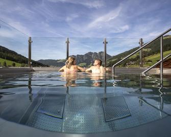 4S Galtenberg Resort - Alpbach - Pool
