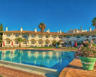 Colina Verde Golf & Sports Resort - Moncarapacho - Piscine