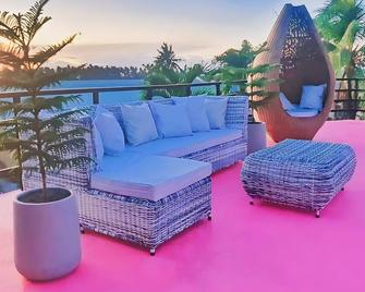 Mw Urbanterrace -Surigao Del Norte - Surigao - Balcón