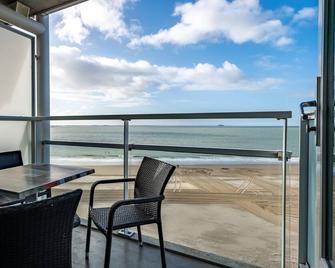 Apartment with a stunning view over the Westerschelde. - Vlissingen - Balkon