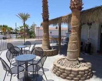Oasis Boutique Motel - Boulder City - Innenhof