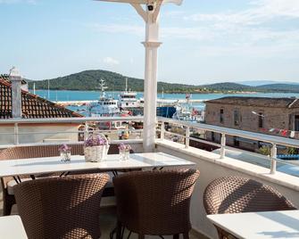 Harakop Otel - Ayvalık - Balcon
