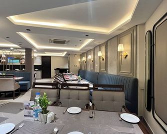 Jk Clarks Exotica - Dalhousie - Restaurace